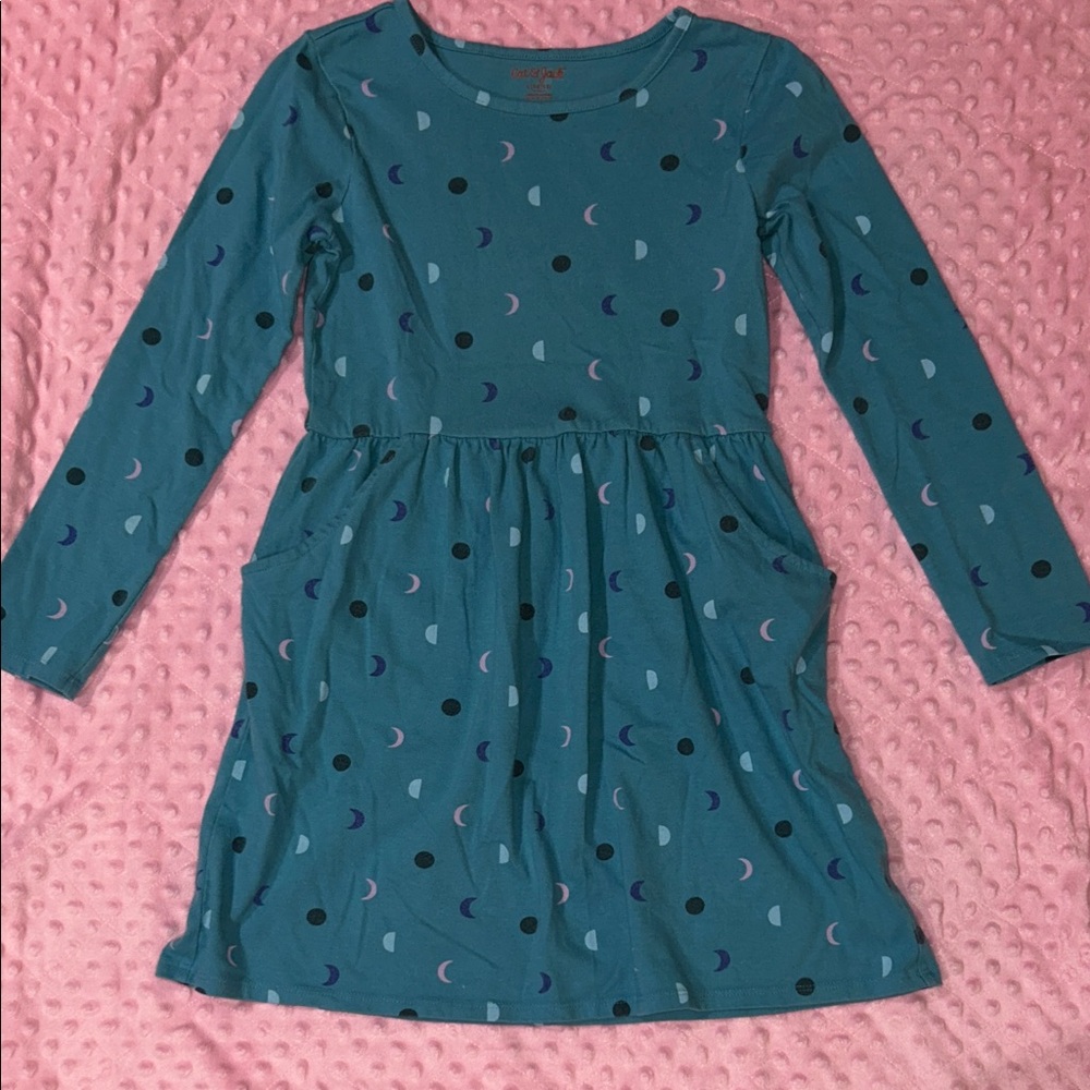 Cat & Jack Blue Moon and Dot Casual Dress